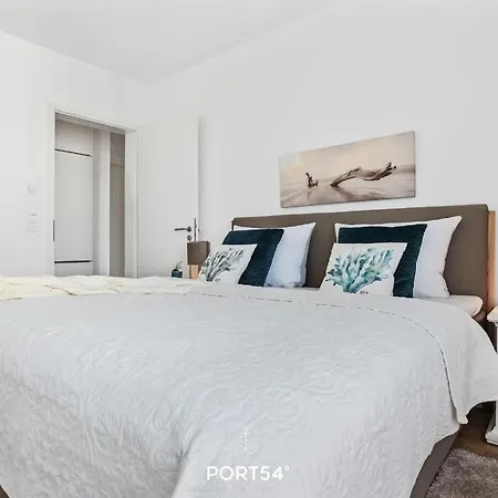 With 2 Bedrooms בית נופש *