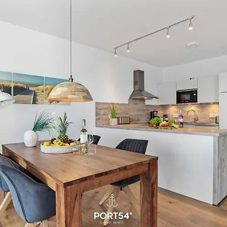 With 2 Bedrooms בית נופש אולפניץ