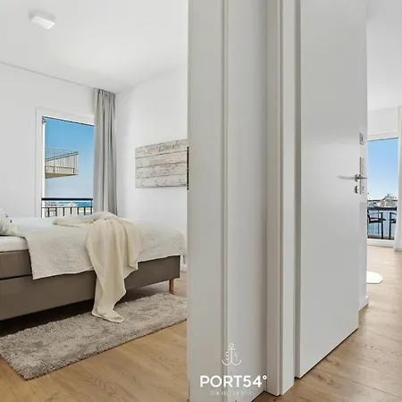 With 2 Bedrooms *