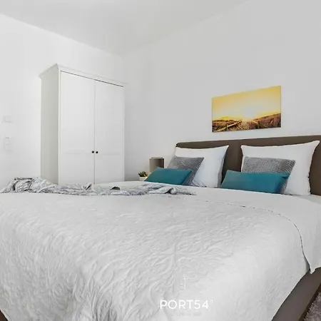 בית נופש With 2 Bedrooms *